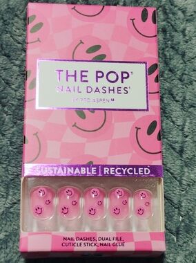 Press On Nails - Pink Smiley